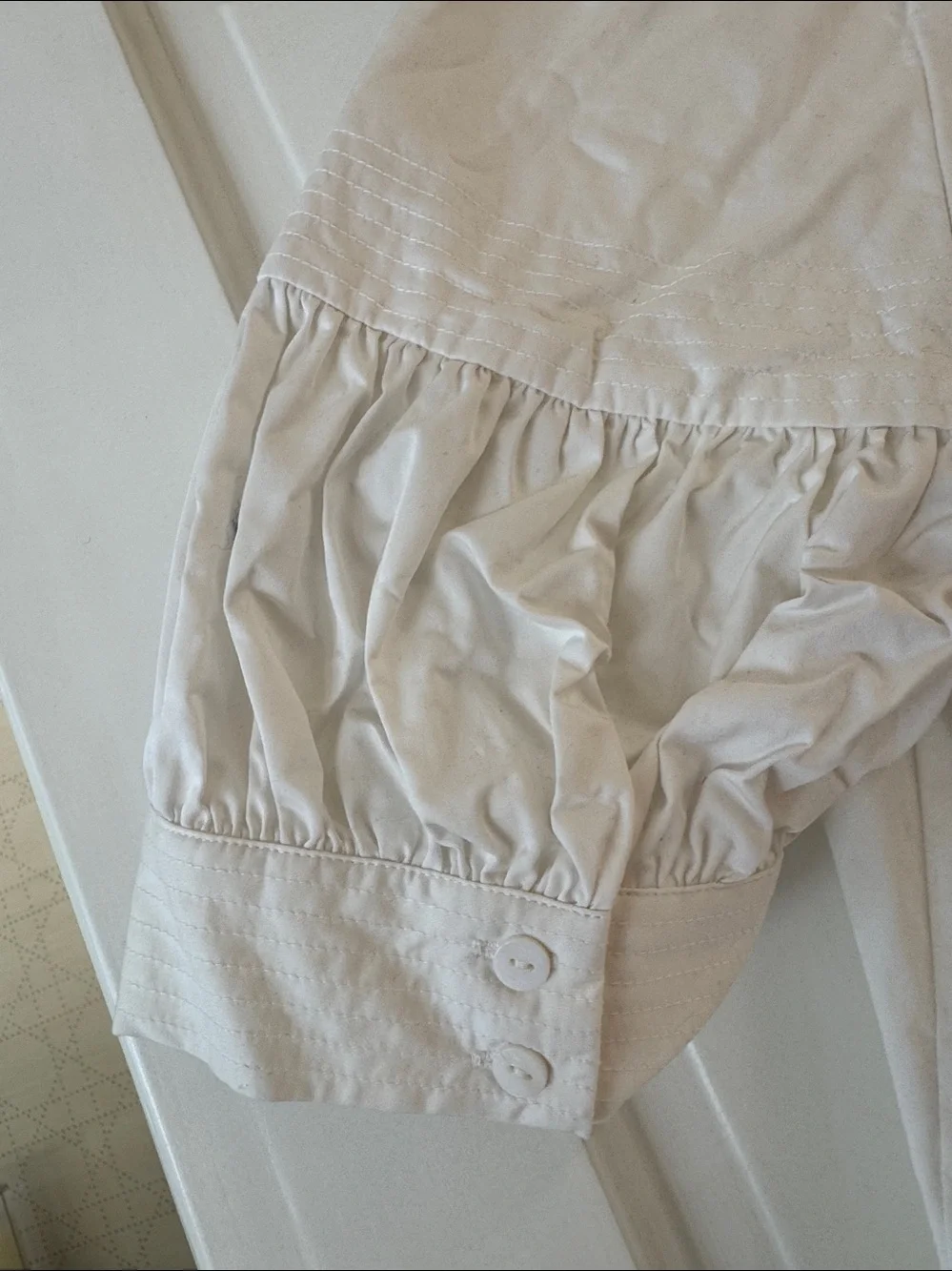 Tuckernuck crisp white